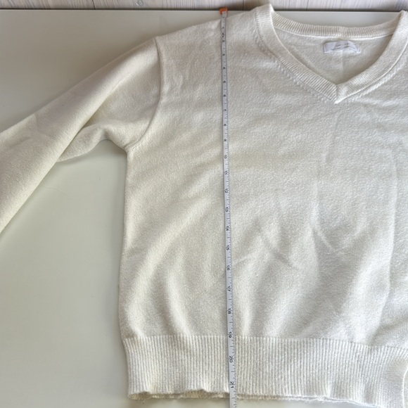 Oak + Fort Asymmetrical sweater size M - Picture 7 of 7